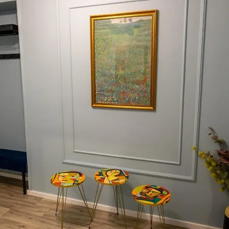 Life Apartment *