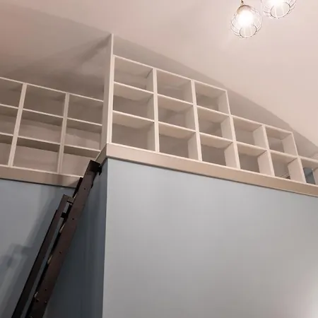 Life Apartment
