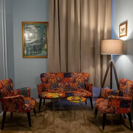 Life Apartment